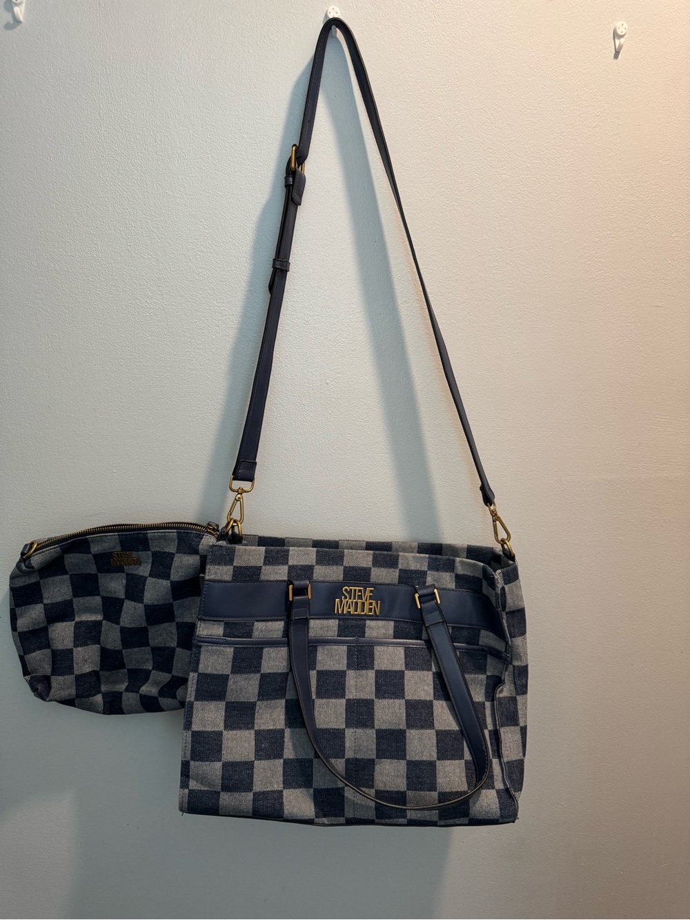 Steve Madden Navy Check Tote Bag Removable Pouch Pre-owned Condition